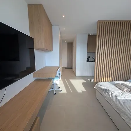 Apartament 12th-floor For Digital Nomads