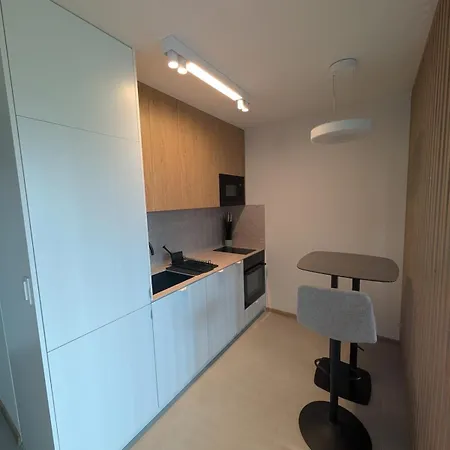 Apartament 12th-floor For Digital Nomads Bratysława